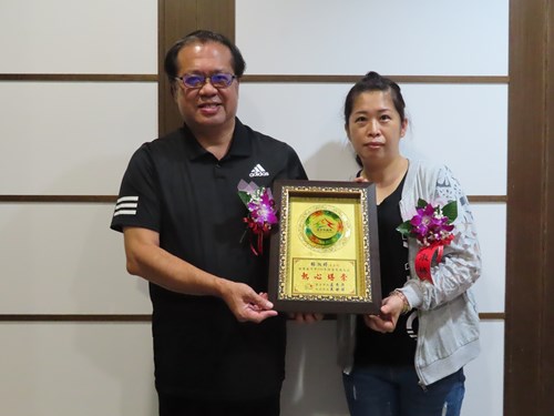 110年度民政績優志工頒獎合影照片3